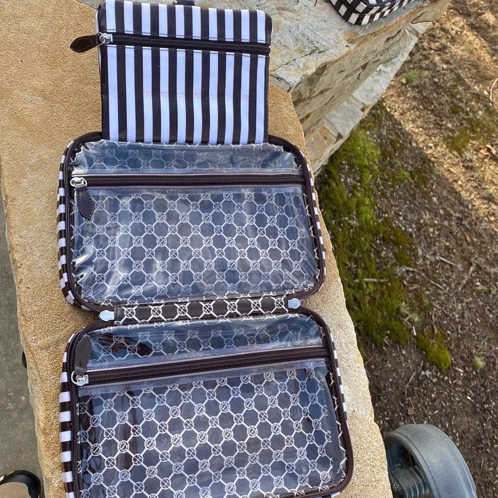 henri bendel Black and White Striped Cosmetic Bag Set